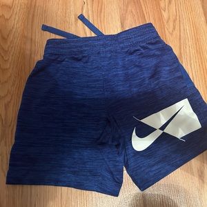 Nike boys shorts 4T